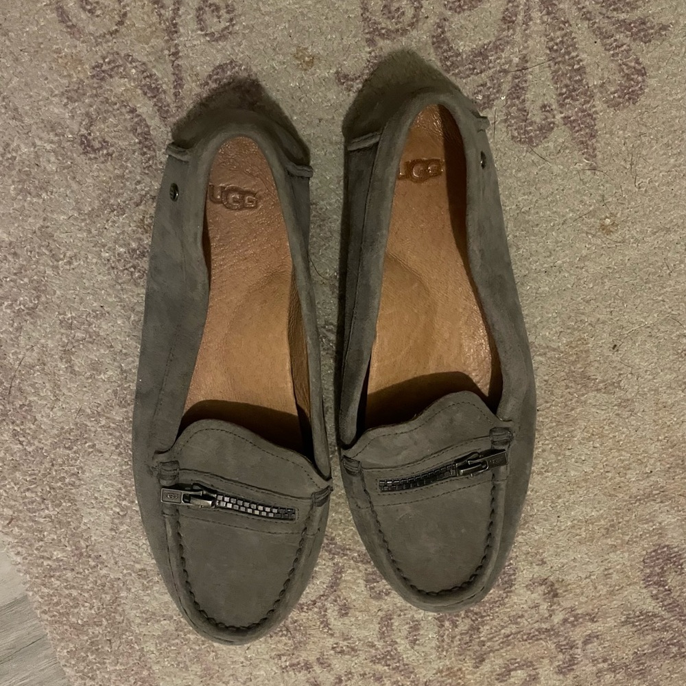 Ugg Davina Moccasin Loafers- like new!